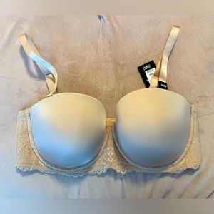Torrid curve lightly lined strapless bra with lace detail.  SZ 38 DD